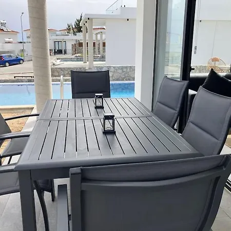 The Sanctuary - 3 Bed, Private Pool, Roof Terrace And Sea Views Villa