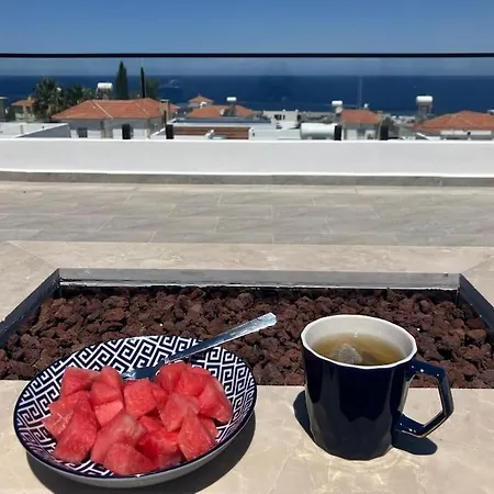 Villa The Sanctuary - 3 Bed, Private Pool, Roof Terrace And Sea Views *