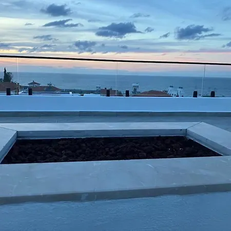 Вилла The Sanctuary - 3 Bed, Private Pool, Roof Terrace And Sea Views *